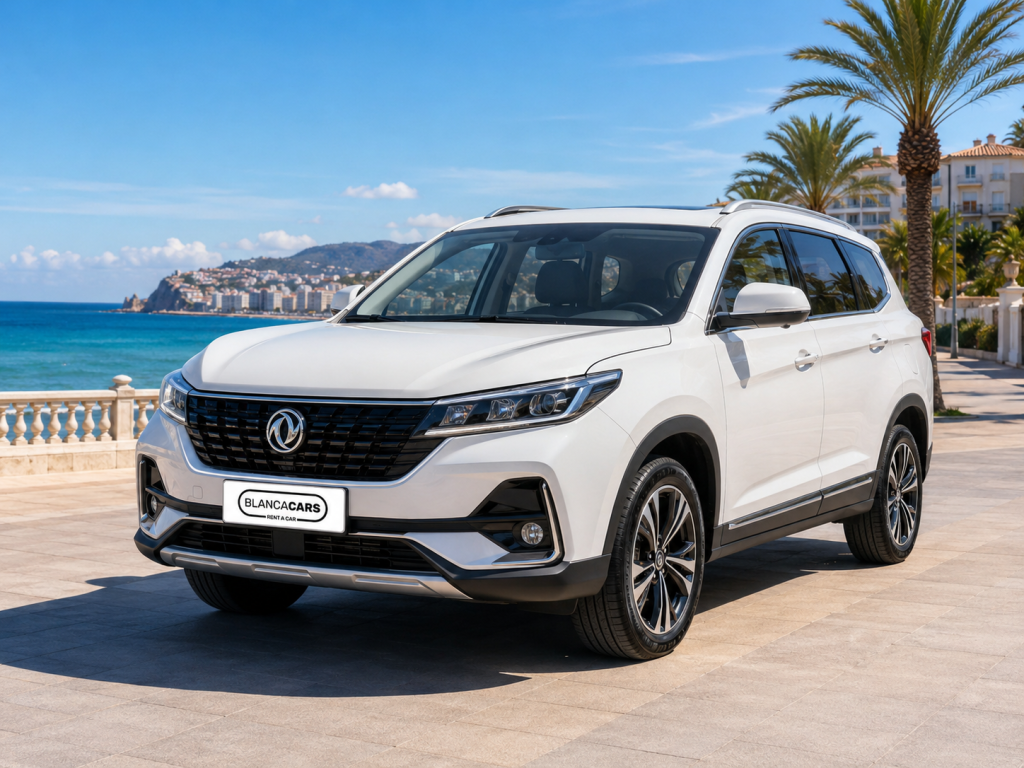 White DSFK 7-seater automatic SUV in Cumbre del Sol.